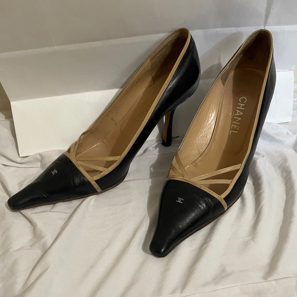 Chanel pumps